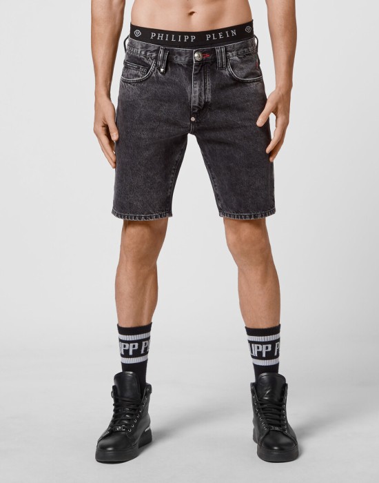 шорты  от бренда philipp plein вид слева