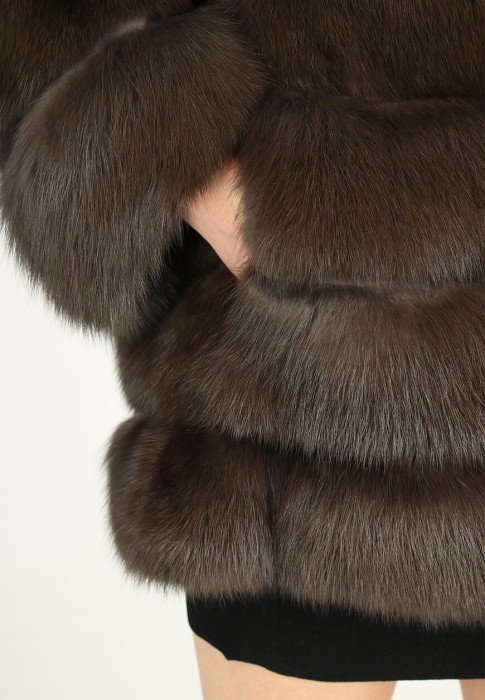 шуба  из проверенных материалов спереди