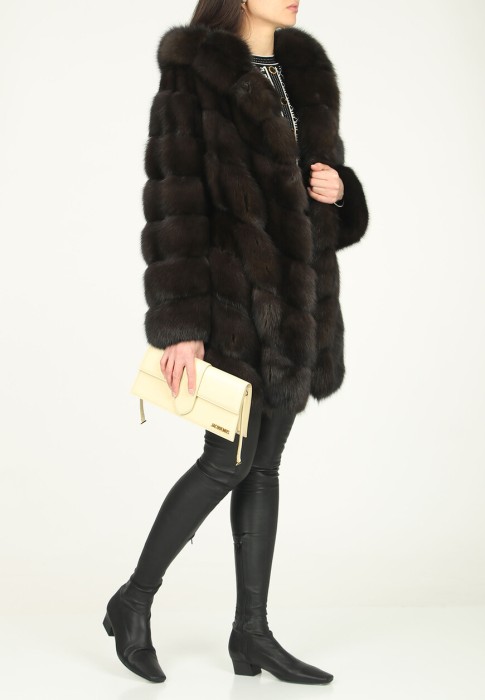 шуба  от бренда pajaro вид слева