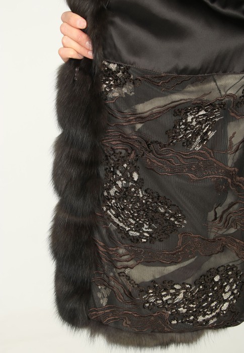 шуба  универсального стиля с лицевой стороны