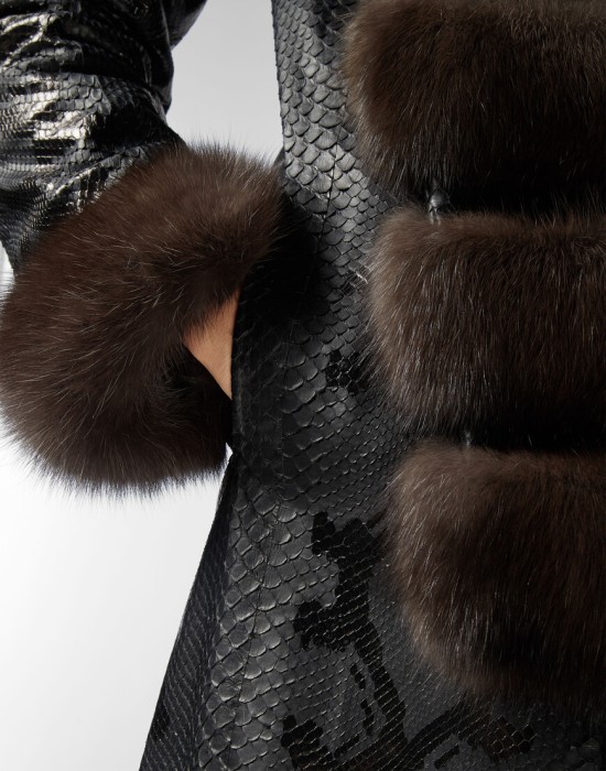 шуба  из америки вид сбоку