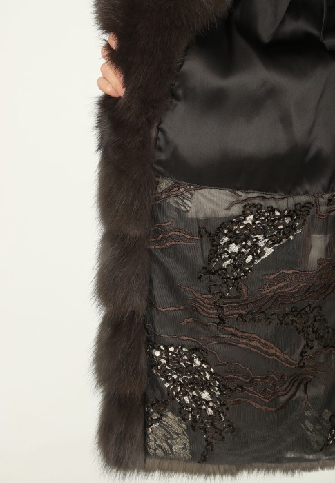 шуба  универсального стиля с лицевой стороны