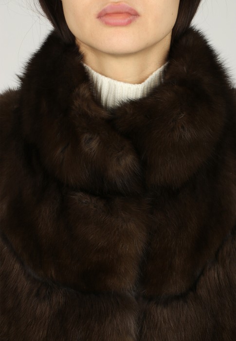 шуба  из проверенных материалов спереди