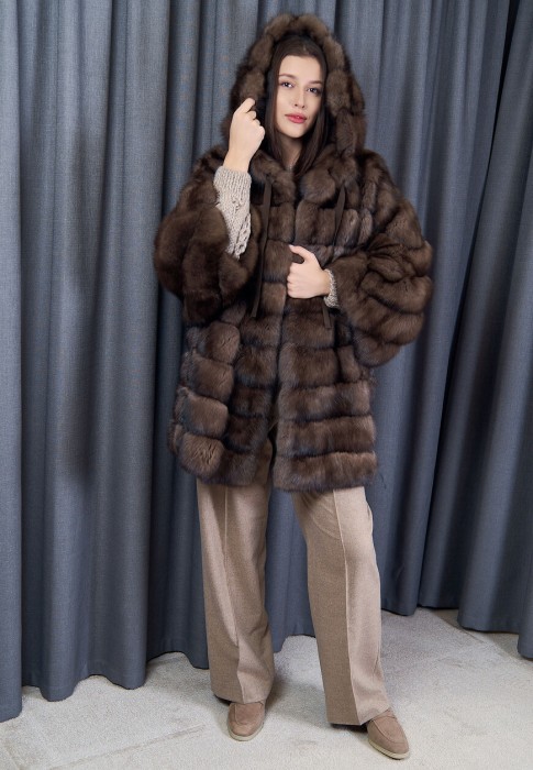 шуба  из италии вид сбоку
