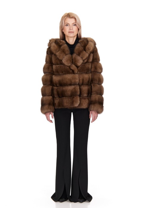 шуба  из проверенных материалов спереди