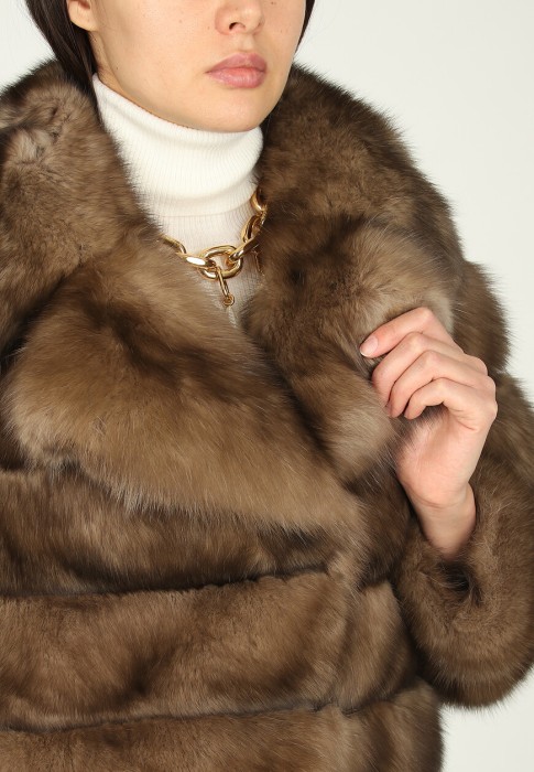 шуба  из проверенных материалов спереди