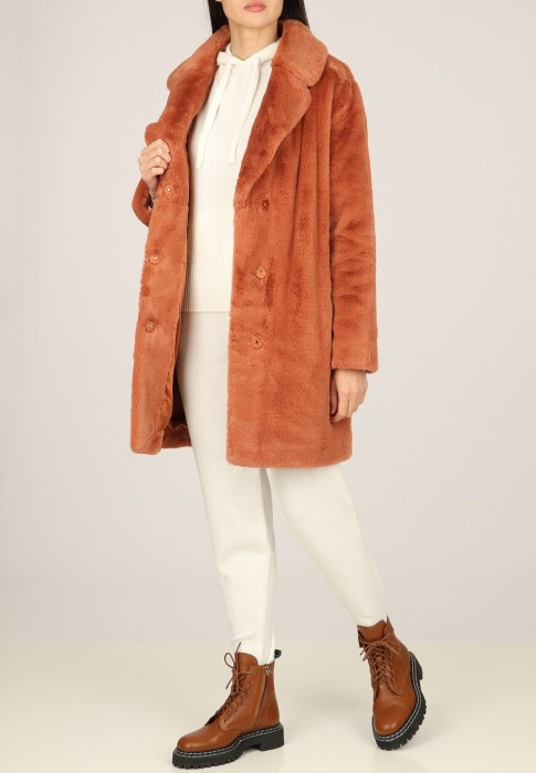 шуба  от бренда twinset milano вид слева