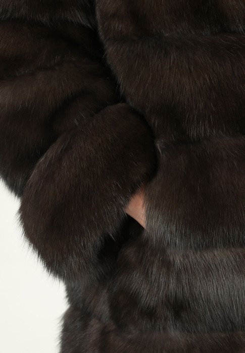 шуба  из проверенных материалов спереди