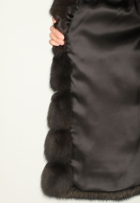 шуба  для взрослого возраста с изнаночной стороны