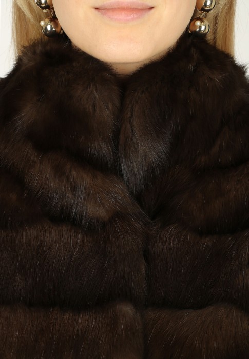 шуба  из проверенных материалов спереди