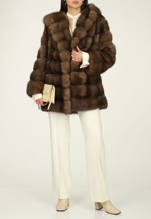 шуба  от бренда pajaro вид слева