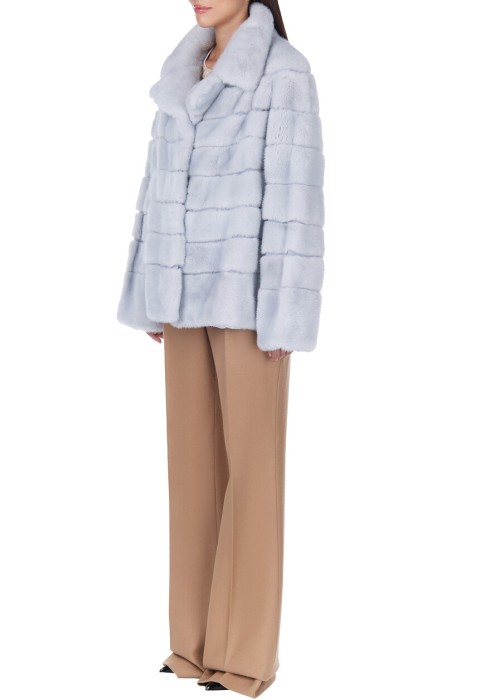 Товар голубого цвета с внутренней стороны