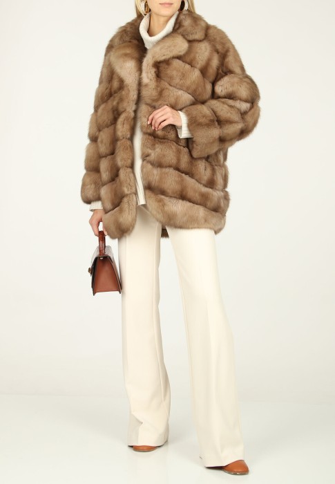 шуба  из италии вид сбоку