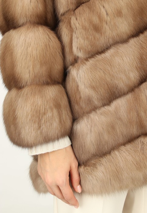 Продукция для женщин фото