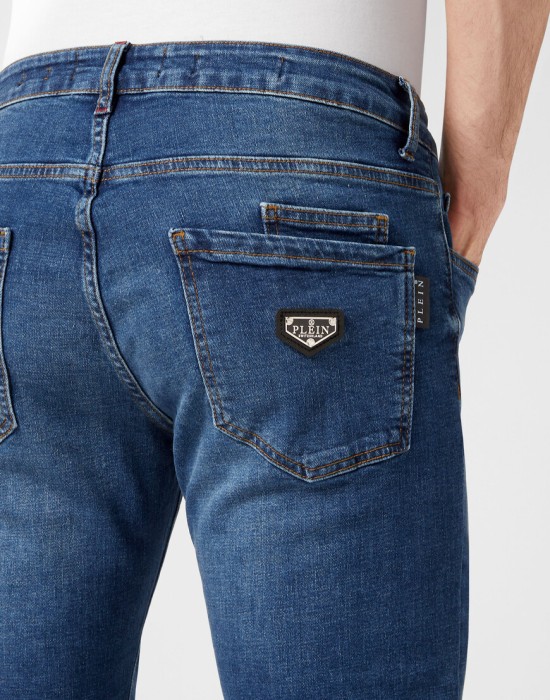 скинни  из америки вид сбоку