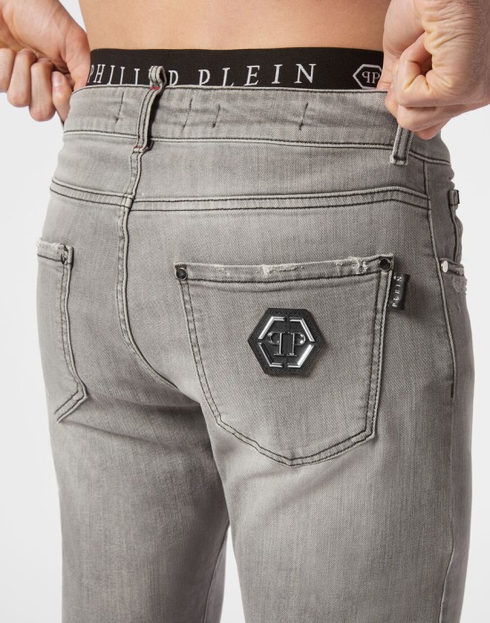 скинни  из америки вид сбоку