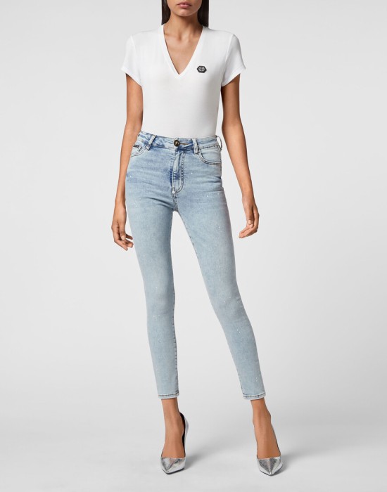 Товар голубого цвета с внутренней стороны