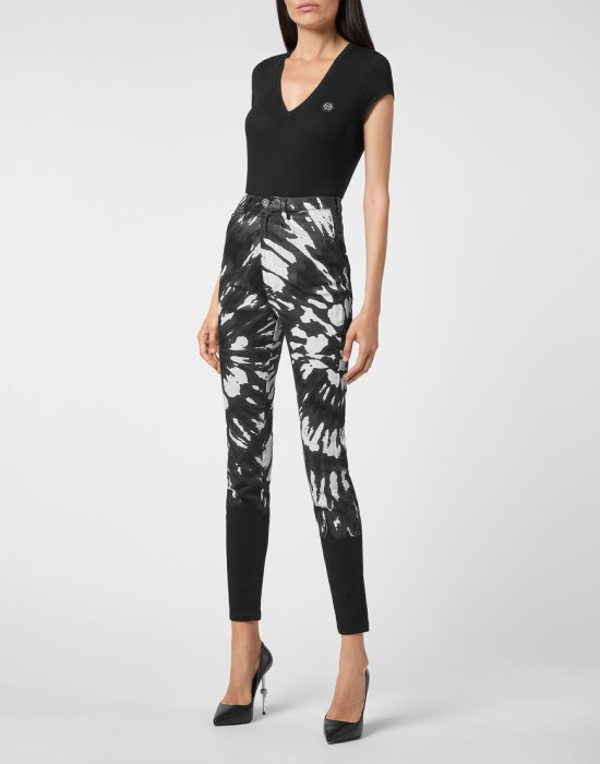 скинни  по цене 48580 руб вид справа