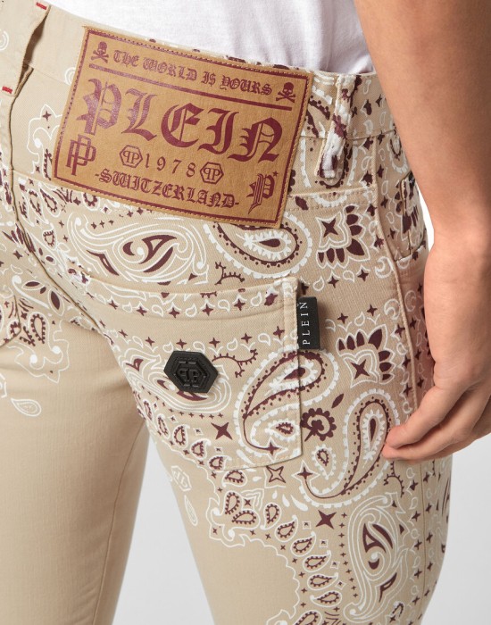 скинни  из америки вид сбоку