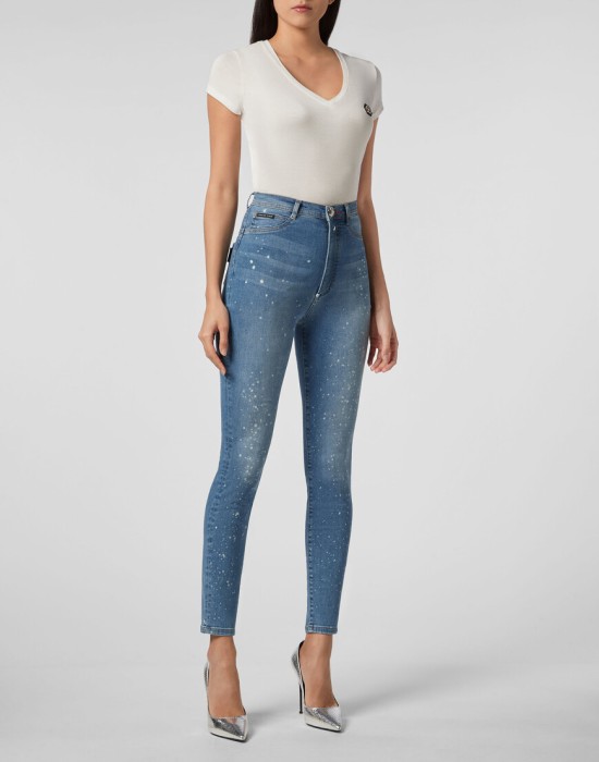 Товар голубого цвета с внутренней стороны