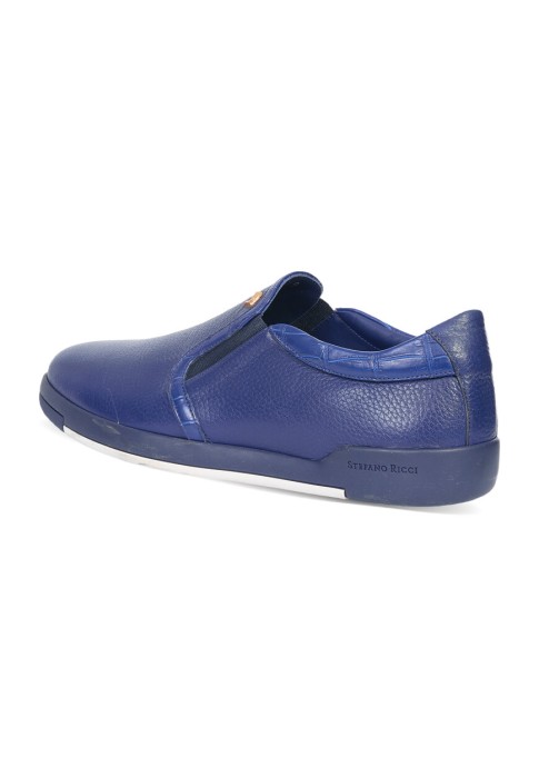 Товар синего цвета с внутренней стороны