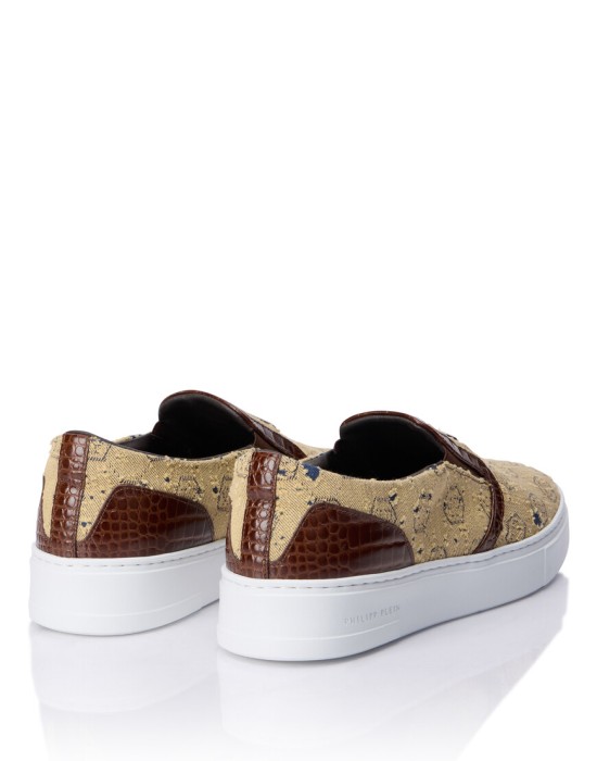 слипоны  на сезон этого года фотография