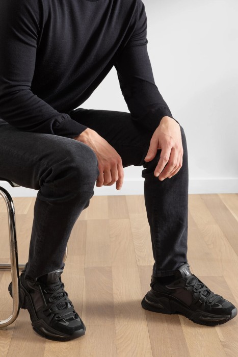 сникеры  модель airmaster от бренда dolce & gabbana вид слева