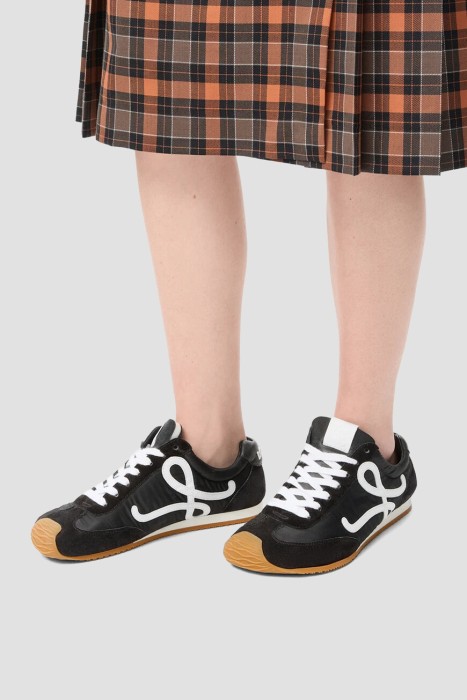 сникеры  модель ballet runner 2.0 по цене 50500 руб вид справа