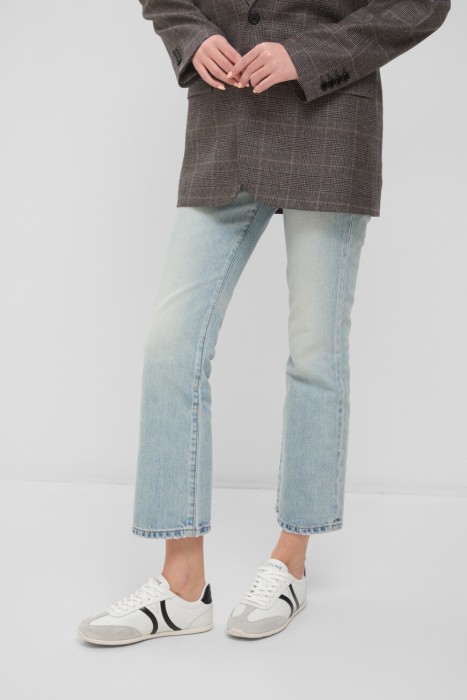 сникеры  модель jogger по цене 65200 руб вид справа