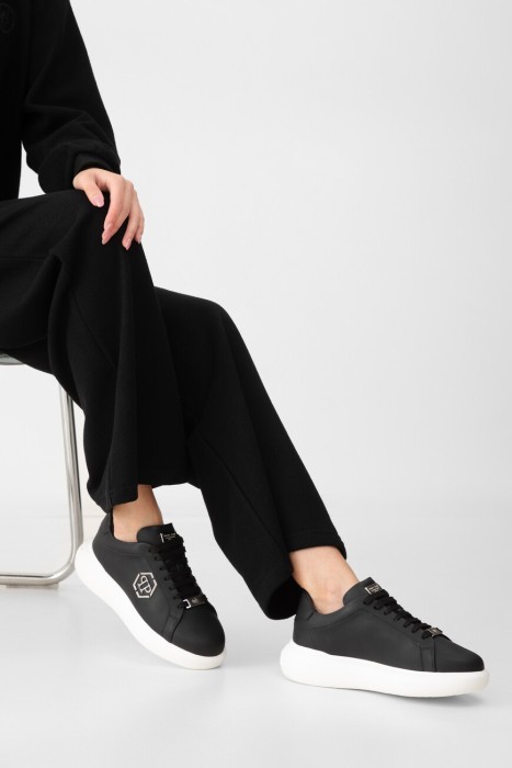 сникеры  модель lo-top new basic hexagon по цене 33750 руб вид справа