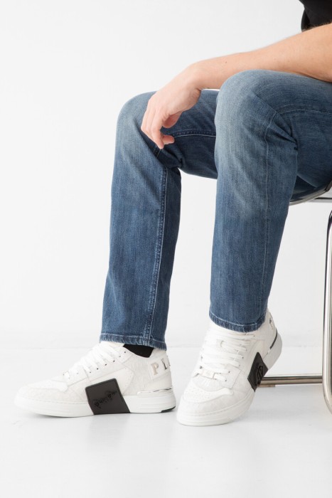 сникеры  модель lo-top phantom cocco от бренда philipp plein вид слева