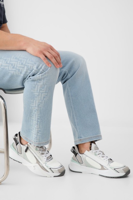 сникеры-слипоны  flow от бренда fendi вид слева