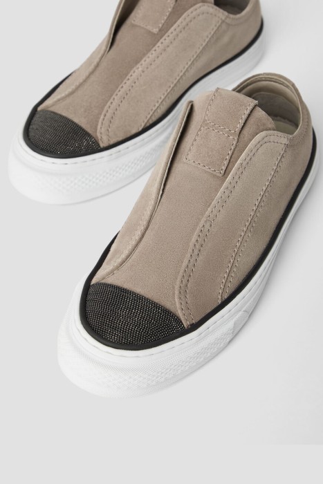 сникеры-слипоны  из замши спереди