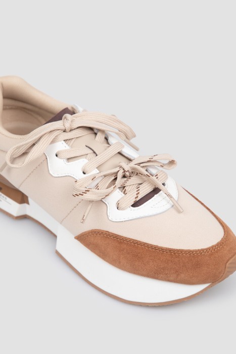 сникеры  из полиэстера спереди