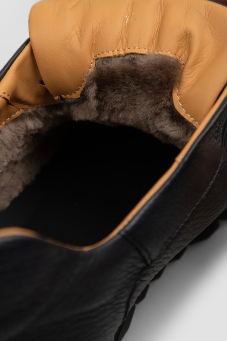 сникеры  классического стиля с лицевой стороны