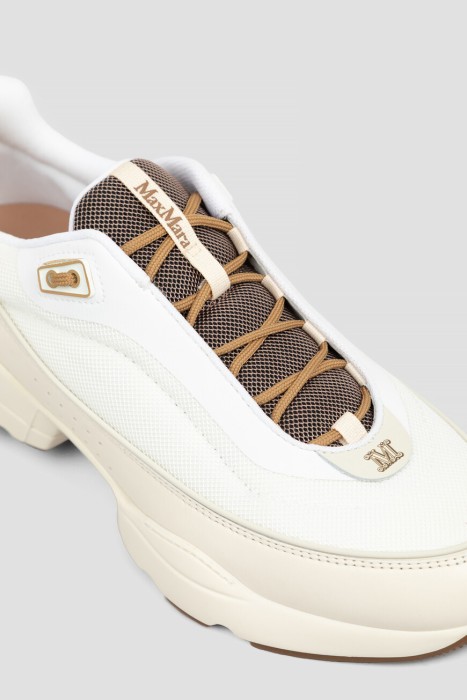 сникеры  из льна спереди