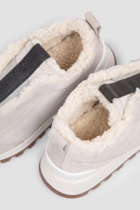 сникеры  для взрослого возраста с изнаночной стороны