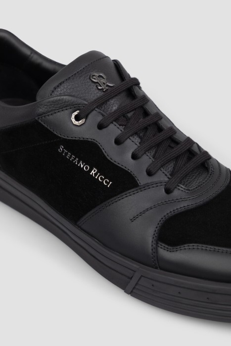 сникеры  из кожи спереди