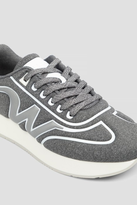 сникеры  из кожи спереди