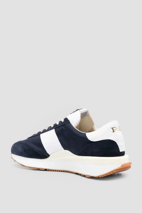 Товар синего цвета с внутренней стороны