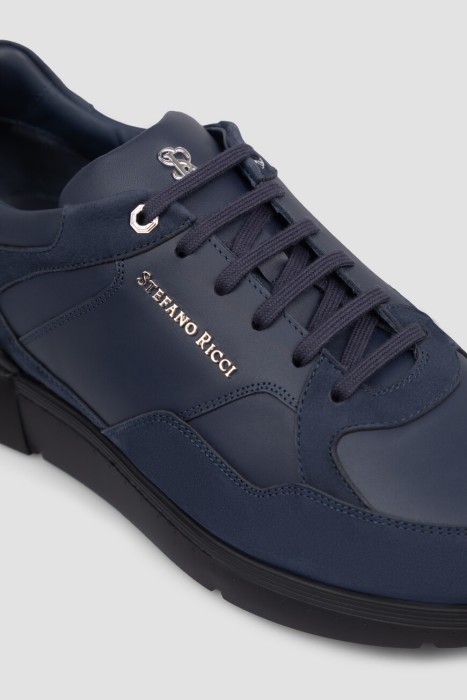 сникеры  из кожи спереди