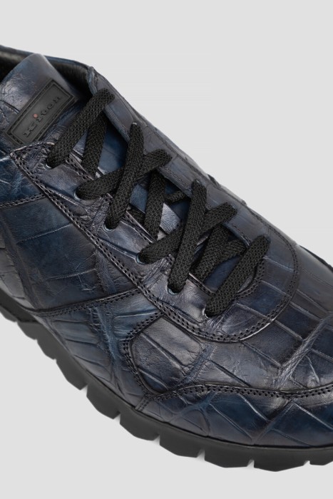 сникеры  из кожи спереди