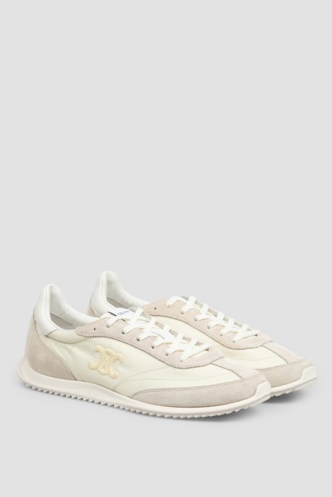 сникеры  по цене 69300 руб вид справа