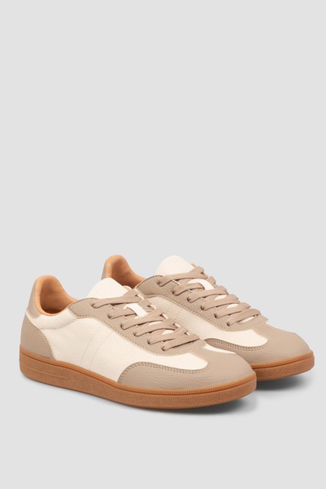 сникеры  из италии вид сбоку