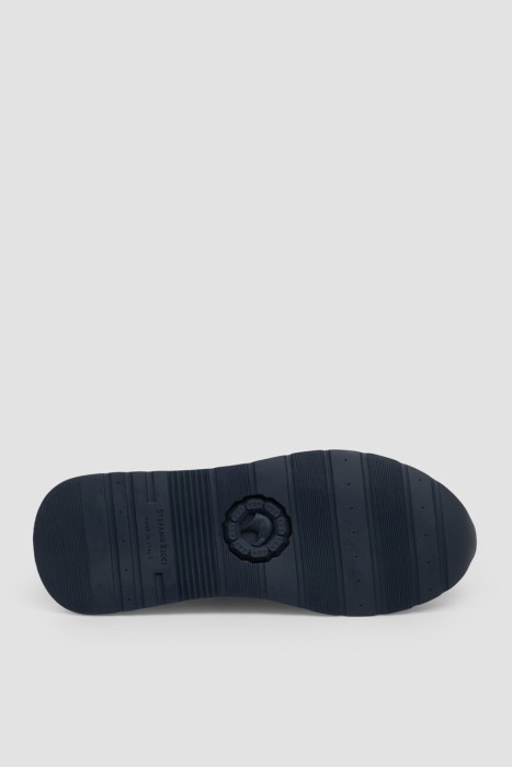 сникеры  спортивного стиля с лицевой стороны