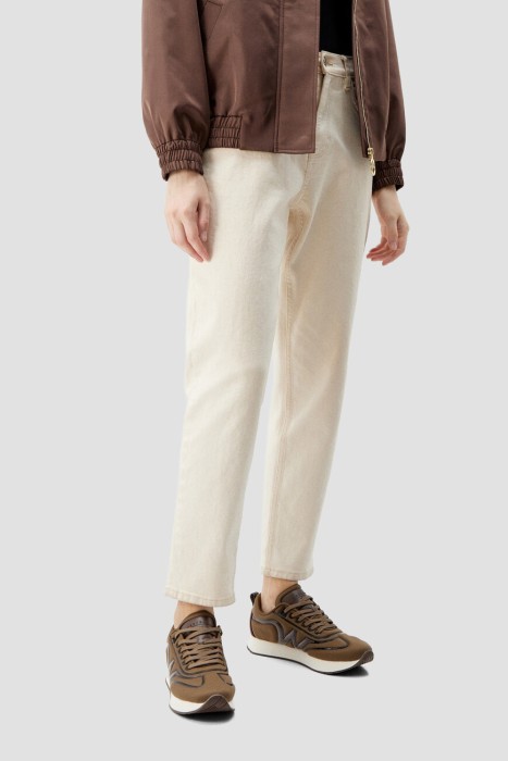 сникеры  от бренда max mara вид слева