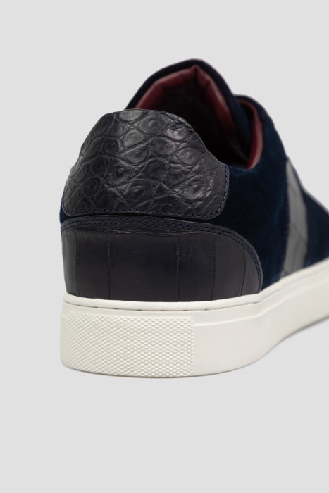 сникеры  из кожи спереди