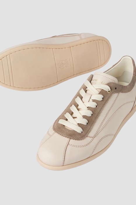 сникеры  из кожи спереди