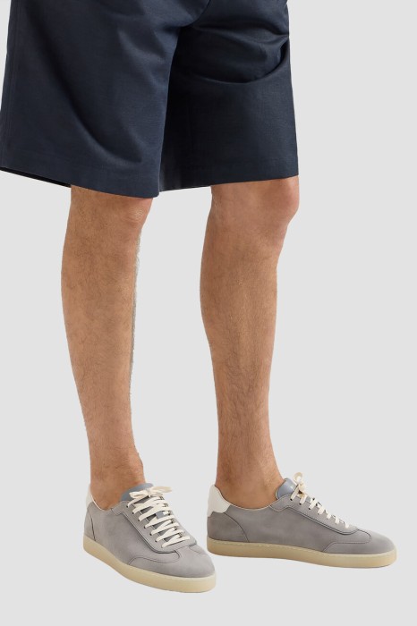 сникеры  от бренда brunello cucinelli вид слева