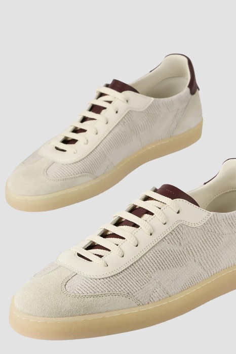 сникеры  из кожи спереди